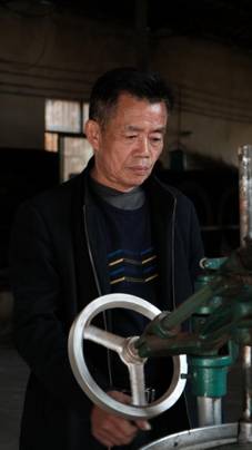 问鼎娱乐