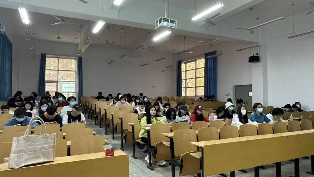 问鼎娱乐