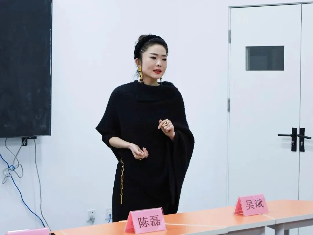 问鼎娱乐