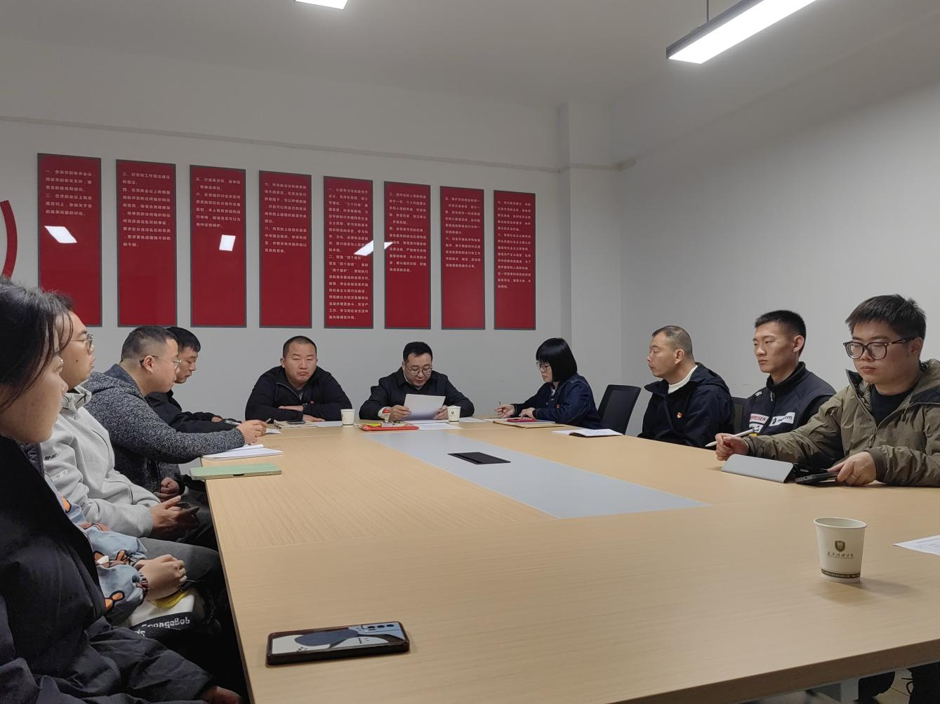 问鼎娱乐