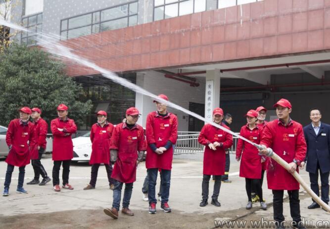 问鼎娱乐
