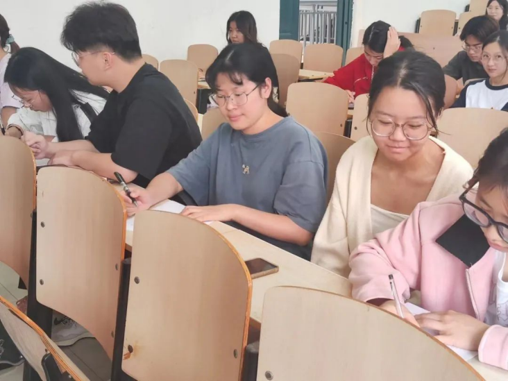 问鼎娱乐