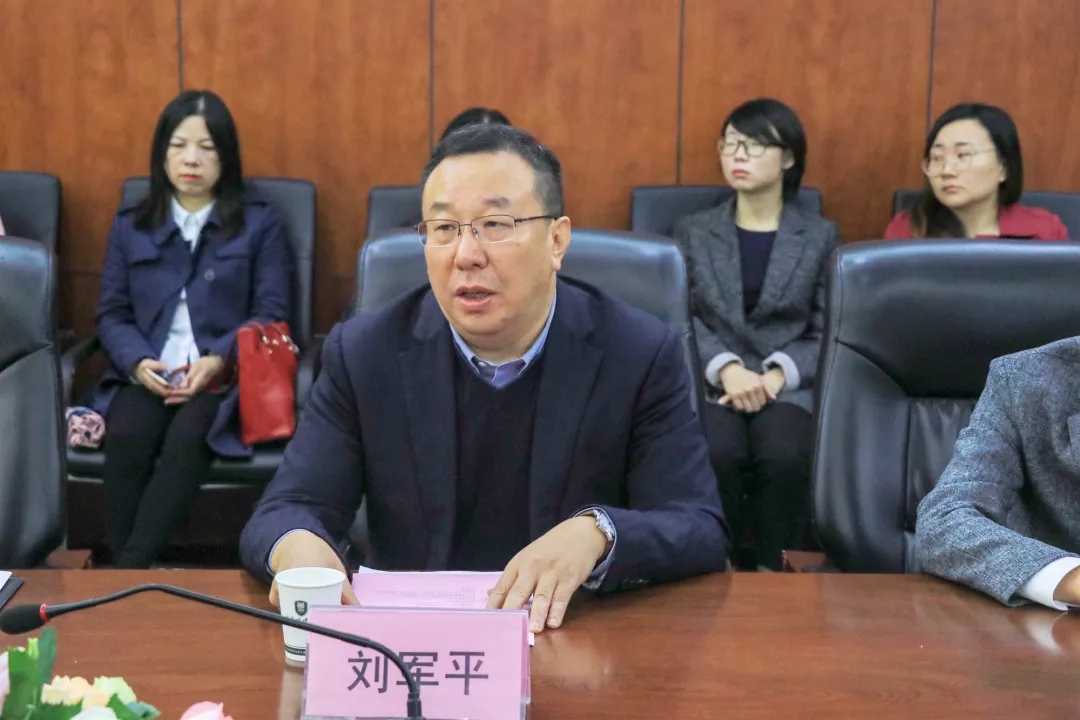 问鼎娱乐
