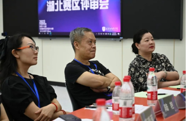问鼎娱乐