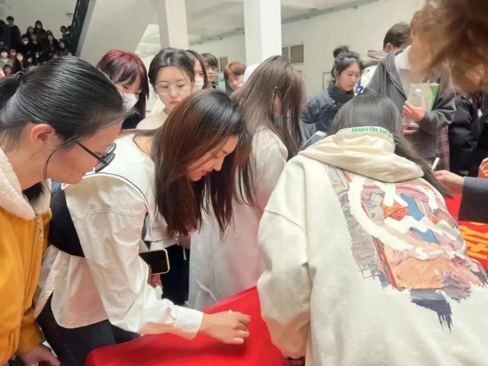 问鼎娱乐