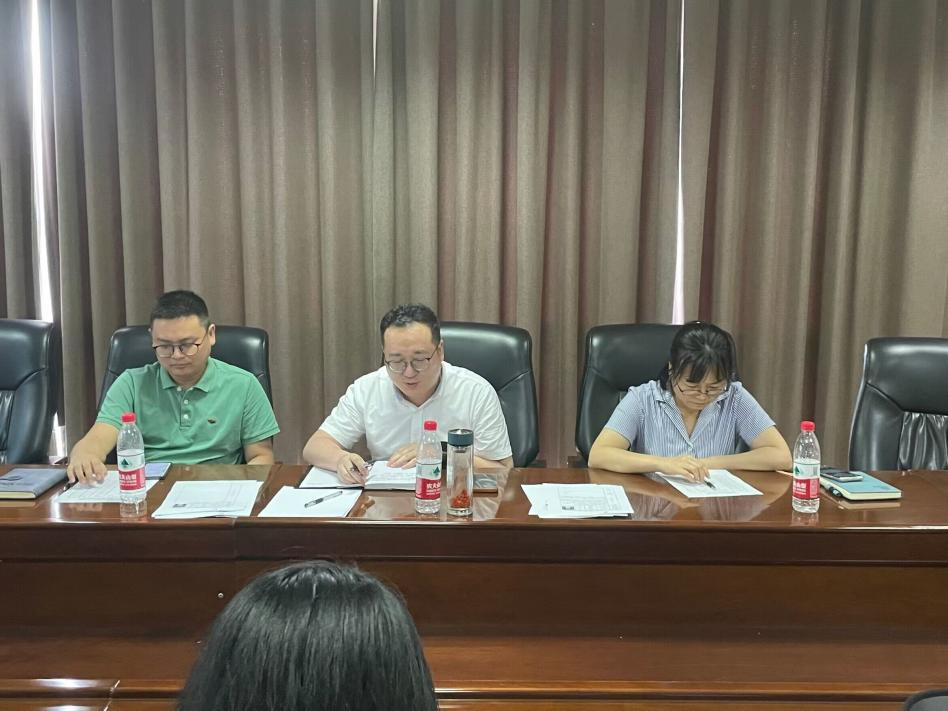 问鼎娱乐