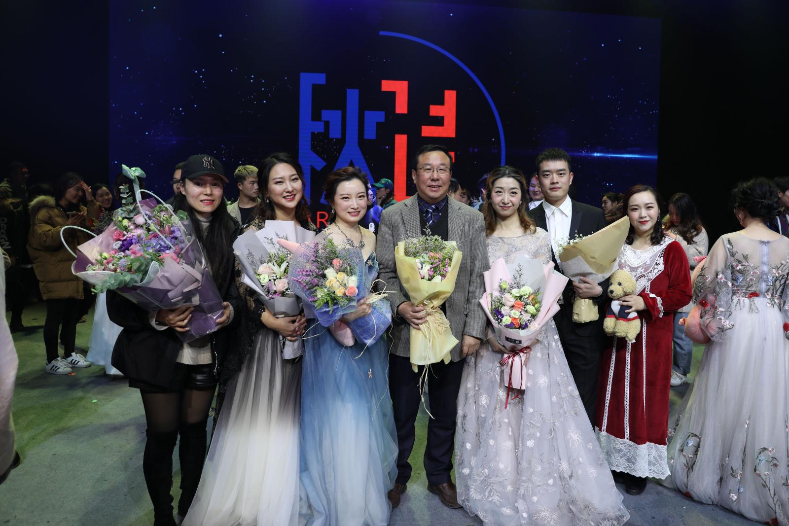 问鼎娱乐