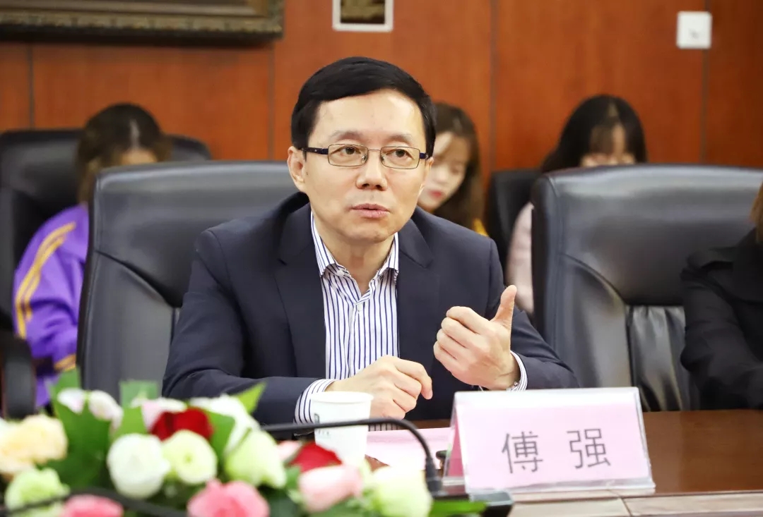 问鼎娱乐